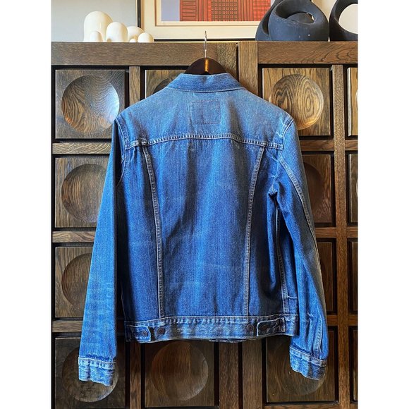 LEVI'S DENIM TRUCKER JACKET NEW W/O TAGS - Picture 5 of 9